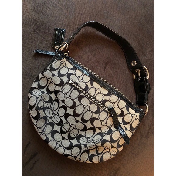 Coach Handbags - Coach Signature Hobo Coach Handbags - Coach Signature Hobo